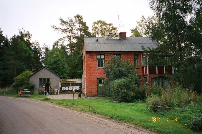 Gärdsbyns mejeris röda tegelbyggnad från 1921.