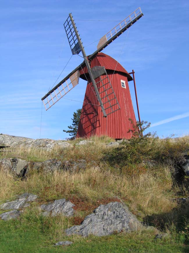 "Kvarna på Heden" på en bergsknall på ön Hönö i Öckerö kommun