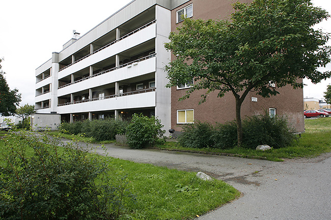 Svärdssidan 3, hus 2, fr nordväst