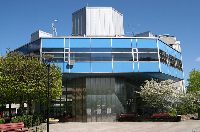 Västra skogens tunnelbanestation