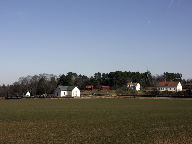 Barva kyrka, kyrkomiljön