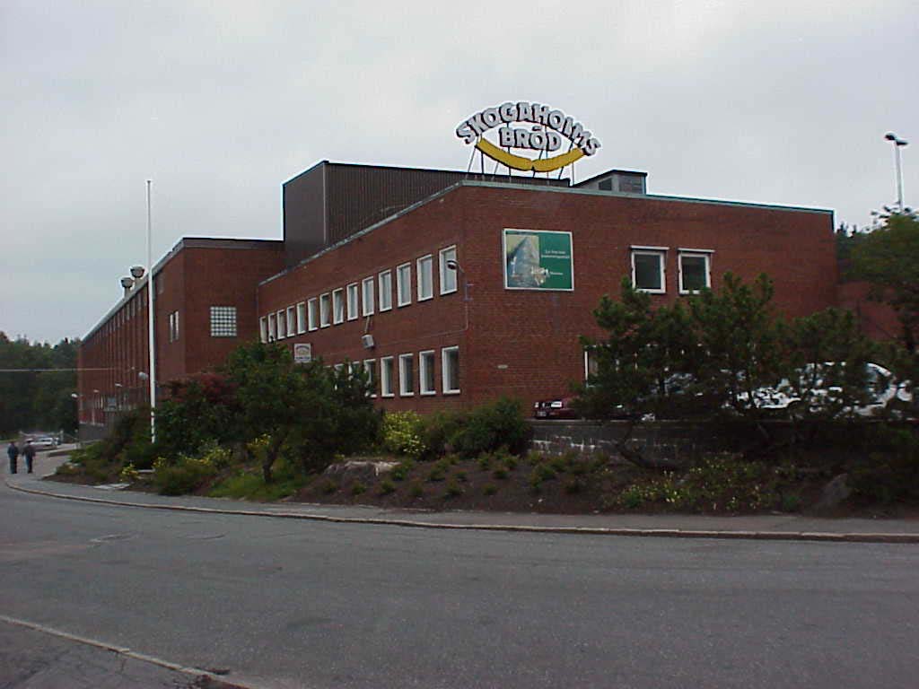Skogaholms bröds industribyggnad i Kortedala, fotograferat från syd.