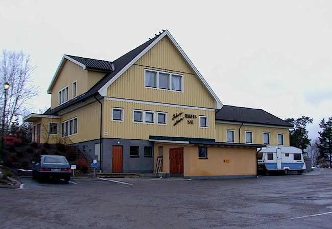 Skärholmen, Granholmen 4 , Ekholmsv.

Frikyrkan från sydöst. 