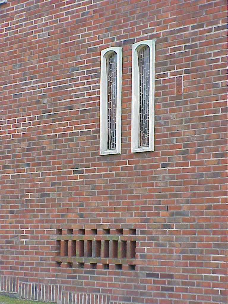 Björkekärrs kyrka, detalj fönster.