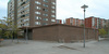 SAK09186 Stockholm, Akalla, Helsingfors 5, Helsingforsgatan 2, från SV

Byggnaden har en sluten karaktär.



































