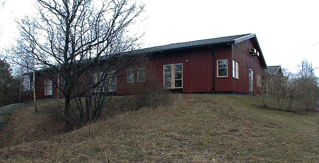 SAK03684 Sthlm, Vårberg, Båtholmen 2, Vårbergsvägen 64, från västnordväst