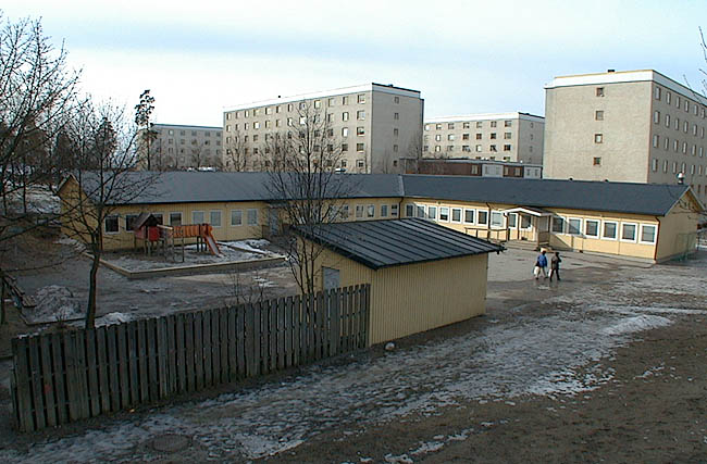 Rinkeby, Kvarnspelet 3 , Askebykroken.

Daghem vid Askebykroken i nordvästra Rinkeby.


 