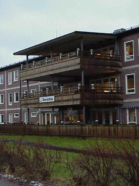 Gerås äldreboende i Bergsjön, utsnitt av fasad.