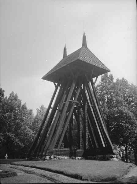 Bettna kyrka. Klockstapeln