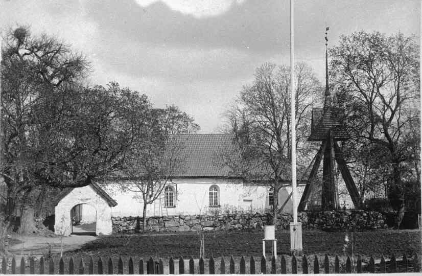 Lilla Malma kyrka från syd