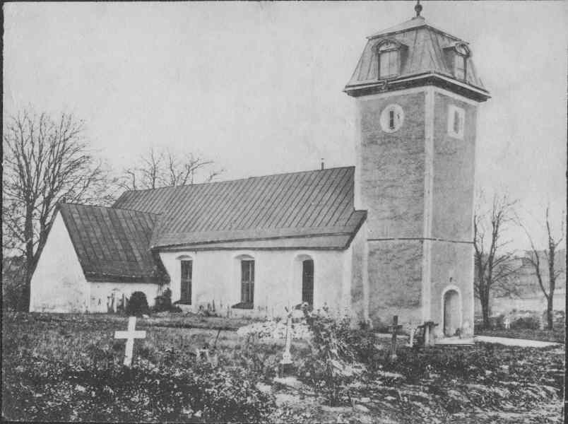 Gryts kyrka från nordväst