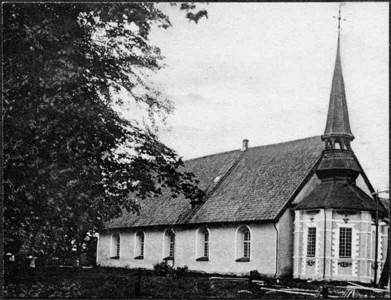 Sköldinge kyrka från sydöst