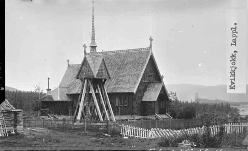 Kvikkjokks kyrka och klockstapel