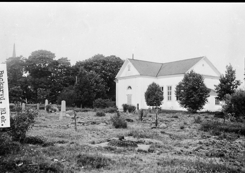 Backaryds kyrka från sydöst