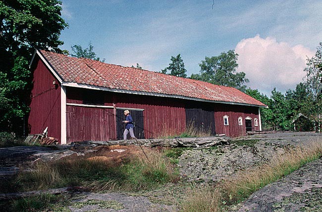 Nr 9007, ladugård.