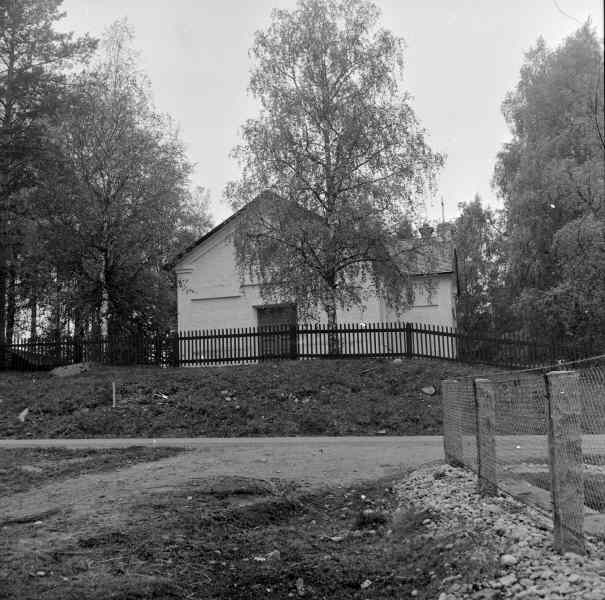 Svabensverks kyrka från väster.