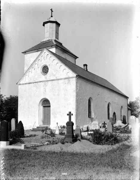 Högseröds kyrka mot sydväst