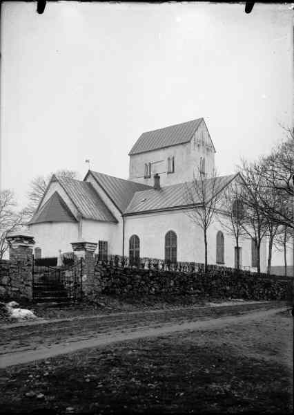 Farstorps kyrka mot nordöst