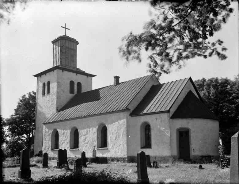 Äspinge kyrka mot sydöst