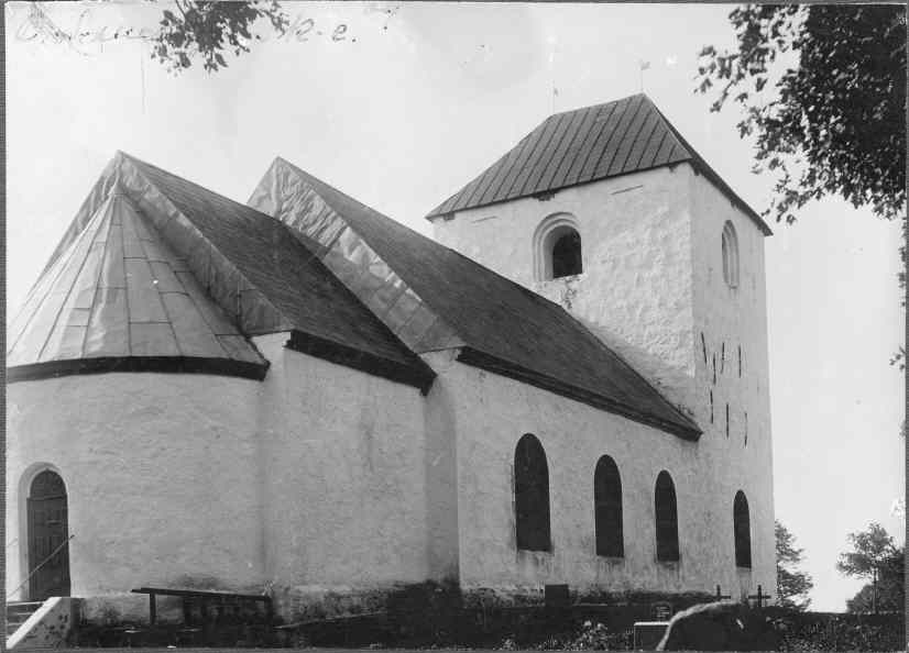 Östra Sallerups kyrka mot nordöst