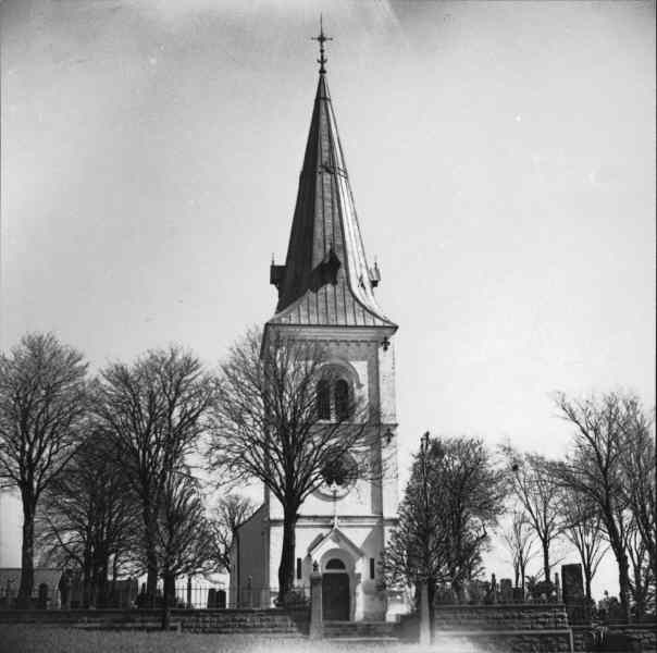 Görslövs kyrka mot väster