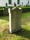 Kvarter E, kyrkogårdens äldsta daterade gravsten.