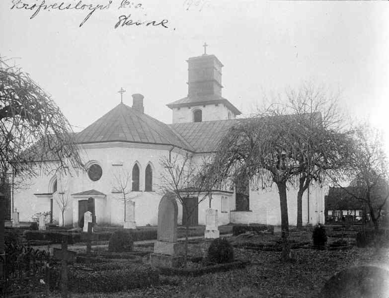 Strövelstorps kyrka mot nordöst