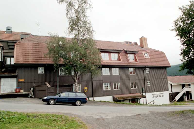 Byggnadens nordvästra långsida.