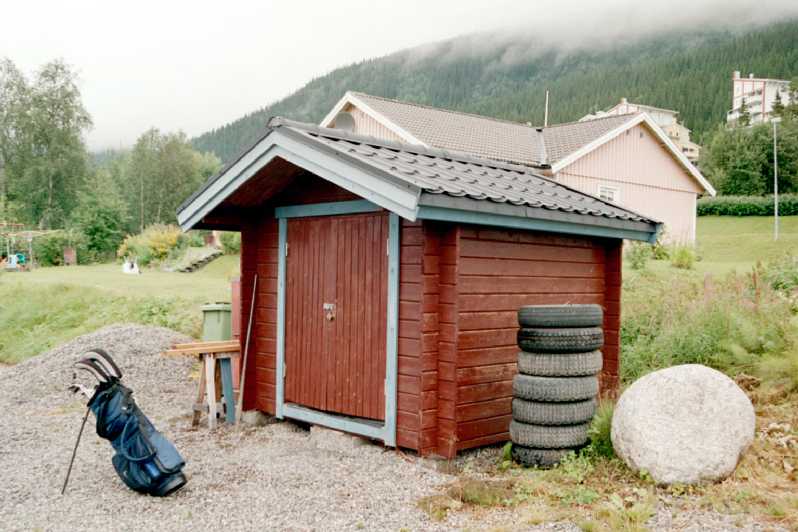 Byggnaden från sydost.