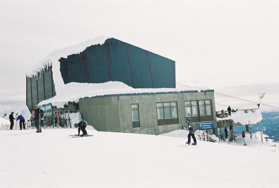 Kabinbanans toppstation från nordväst.