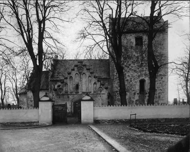 Kävlinge kyrka mot norr