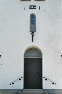 Trökörna kyrkas västport. Neg.nr. 03/296:11. JPG.
