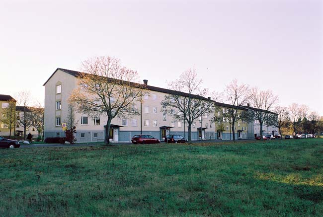 Mjölkkammaren 3, hus nr 3, fr öster
