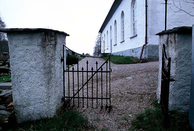 Östra  kyrkogårdsgrinden. 