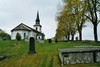 Tumbor på Larvs kyrkogård. Neg.nr. 04/114:12. JPG.