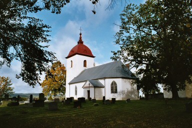 Acklinga kyrka och kyrkogård från sydost. Neg.nr. 04/318:02. JPG. 
