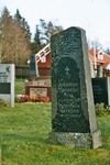 Äldre gravsten på Stengårdshults kyrkogård. Neg.nr. B963_054:04. JPG. 