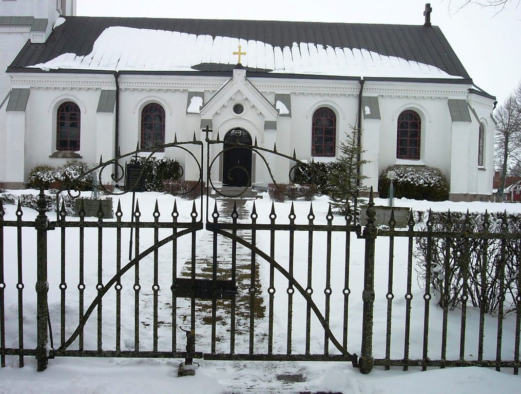 Den södra kyrkogårdsgrinden.