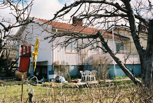 Broschen 8 hus nr. 1 från väster



