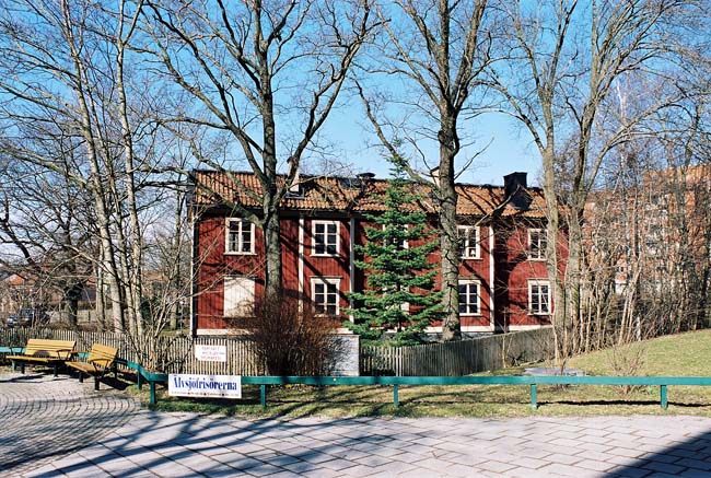 Prästgårdsstegen 1, hus nr 2, fr öster







