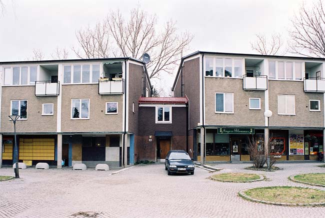 Topasen 2, hus nr 2 och 1, fr öster









































