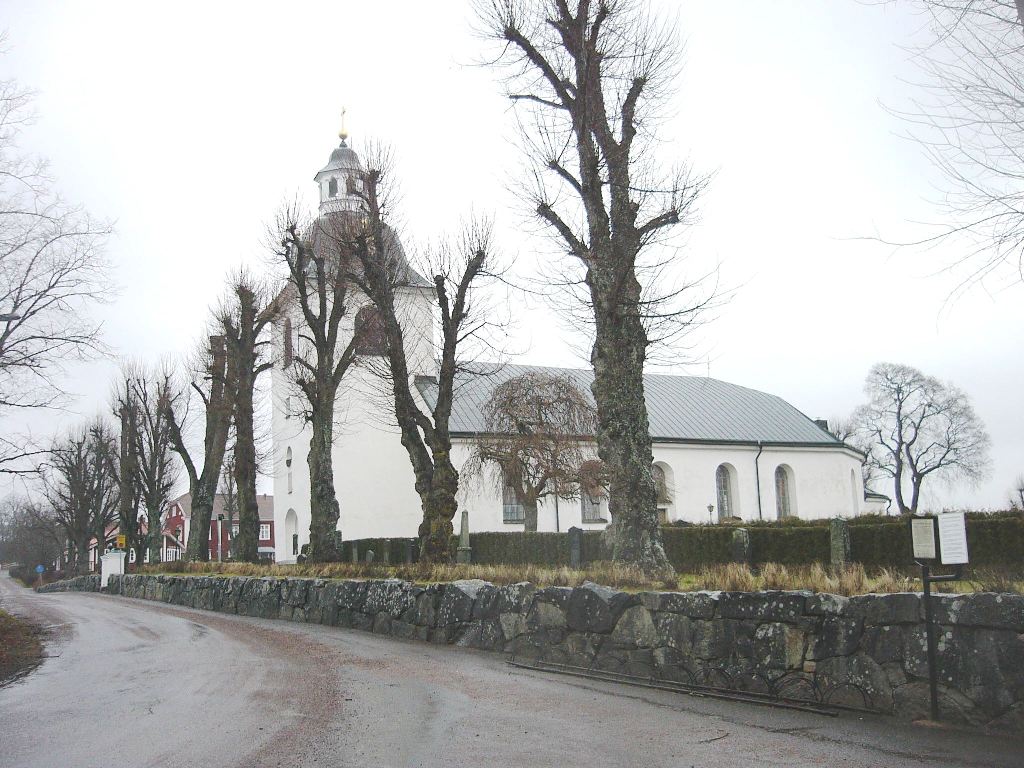 Ringarums kyrka. Kyrkan sedd från sydväst.