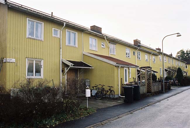 Vänligheten 20-17, fr nordost




























