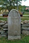 Gravsten på Odensåkers kyrkogård. Neg.nr 04/241:10.jpg