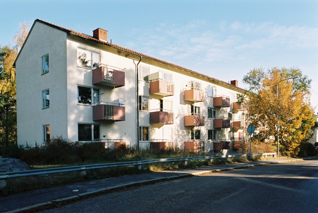 Torvmossen 4 husnr 1 från sydväst baksida

