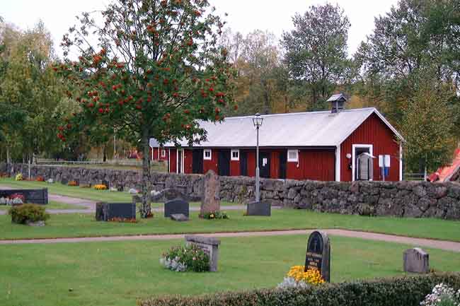 Norra Ny kyrka, kyrkogården.