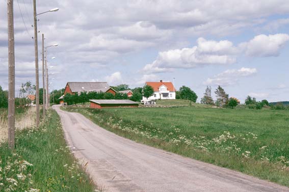 Öxnäs bykulle med Sörgården