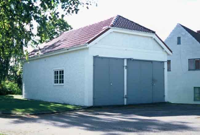 Fryksände kyrka, garagebyggnad från norr. 