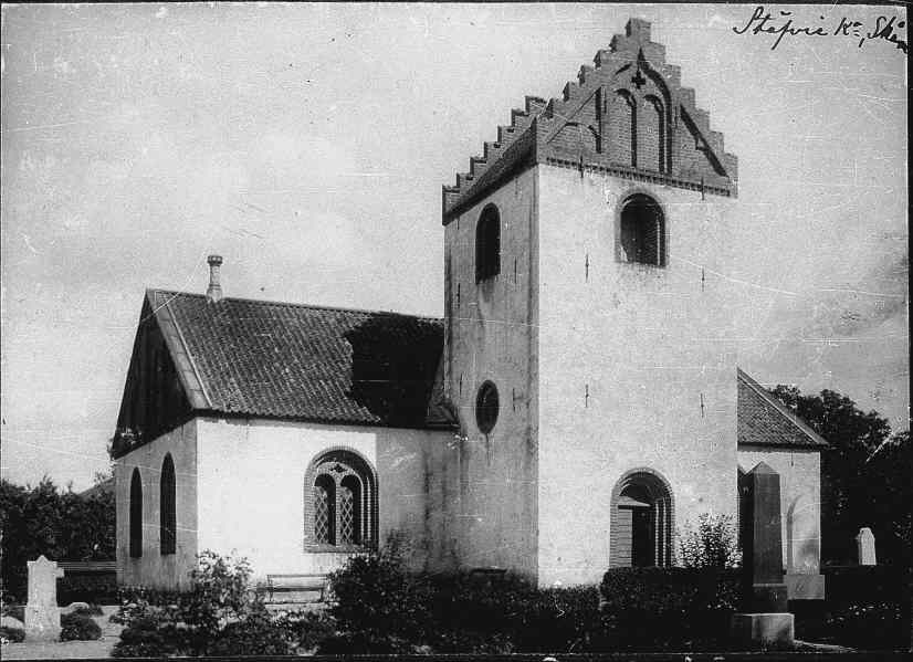 Stävie kyrka mot nordväst