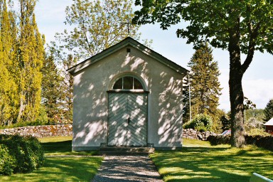 Bårhus på Amnehärads kyrkogård. Neg.nr 03/273:17.jpg
